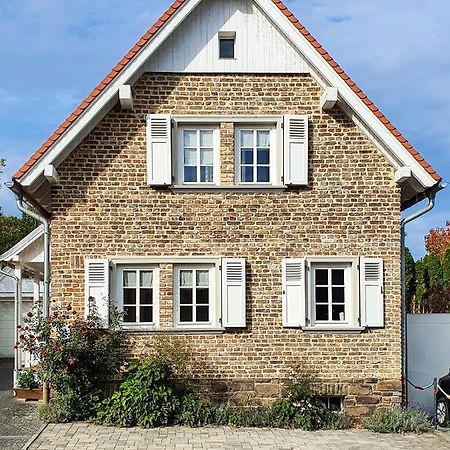 Friendly Home - "Gemuetliches Backsteinhaus" Koeln Bonn Phantasialand Bornheim  Exterior foto